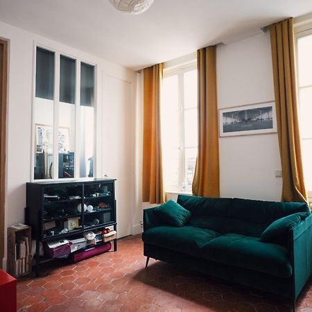 Duplex Sur Cour Arboree Párizs Kültér fotó