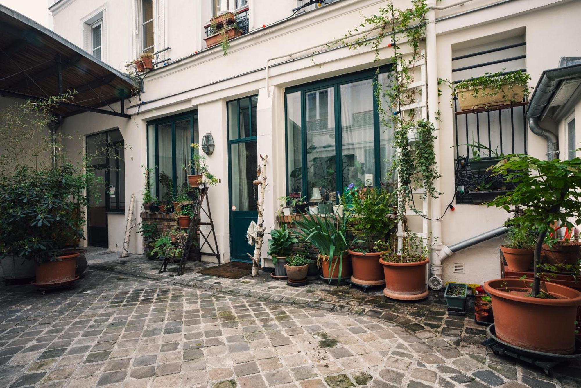 Duplex Sur Cour Arboree Párizs Kültér fotó